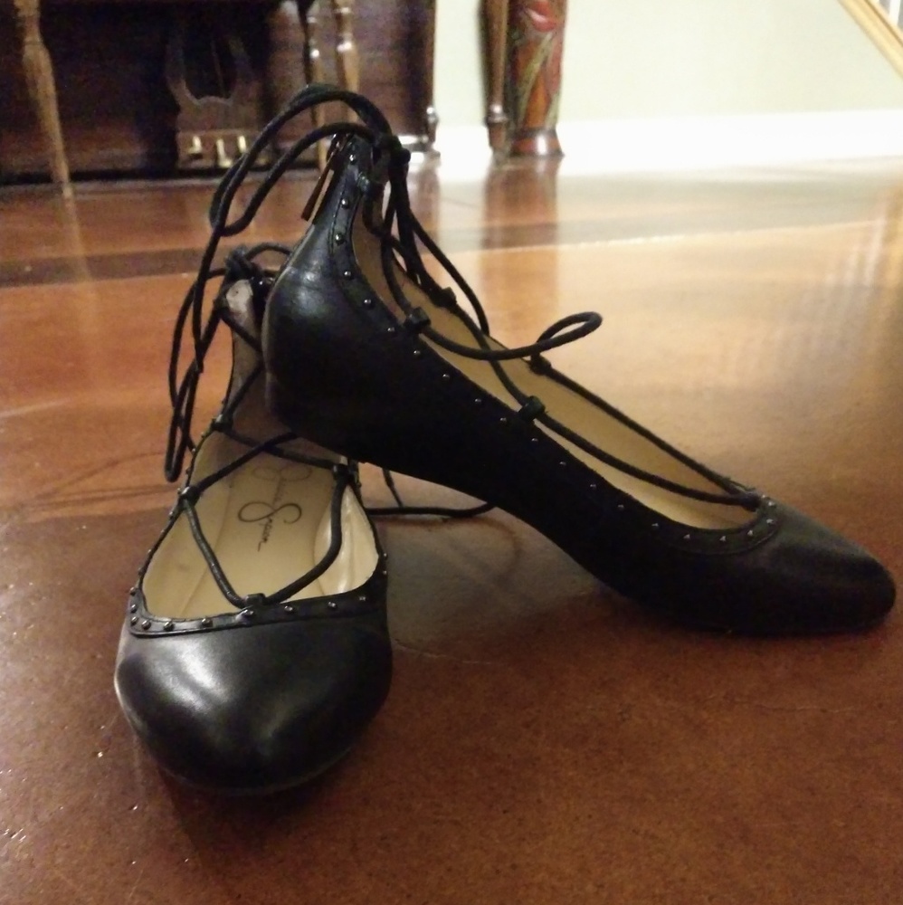 Women's black 8.5 Jessica Simpson lace-up flats